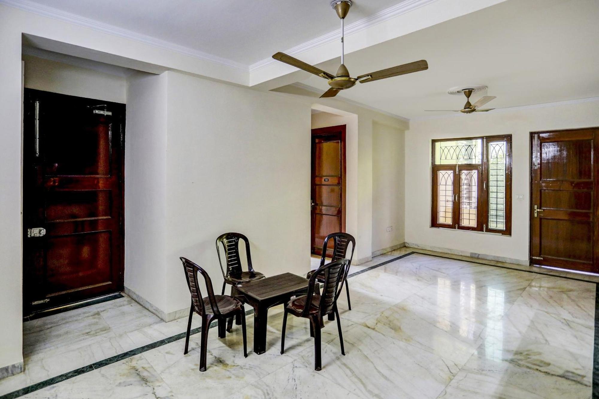 Super Capital O Uk House Residency Gurgaon Exterior foto